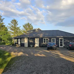 Bed & Breakfast Tradsborgvej 