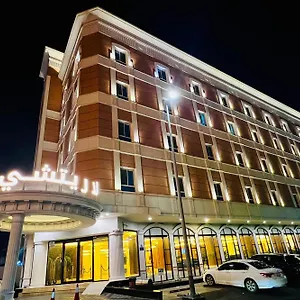Hotel La Richy لاريتشي للشقق الفندقية ***